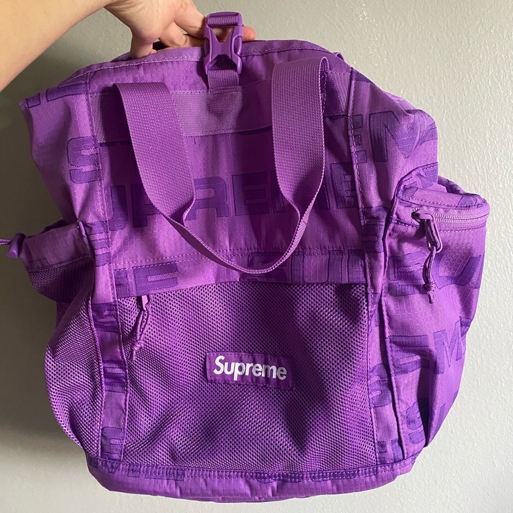 Authentic new supreme utility tote